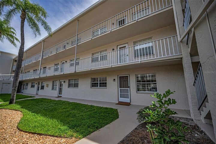 Property Photo:  970 Virginia Street 109  FL 34698