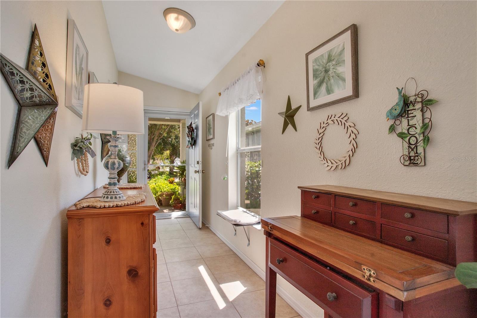 Property Photo:  11607 Hammocks Glade Drive  FL 33569 