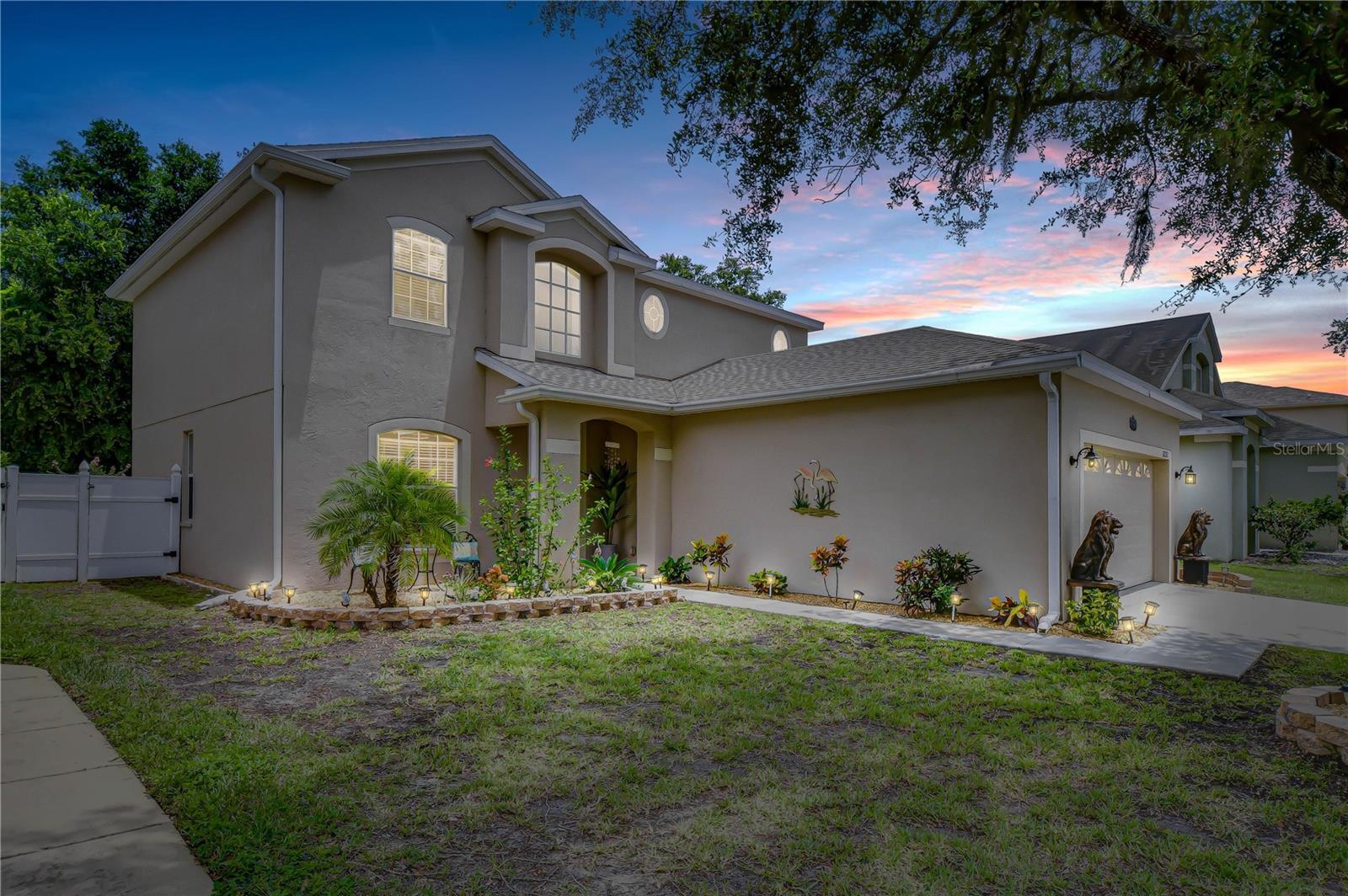 Property Photo: 12232 Ridgedale Drive FL 34669