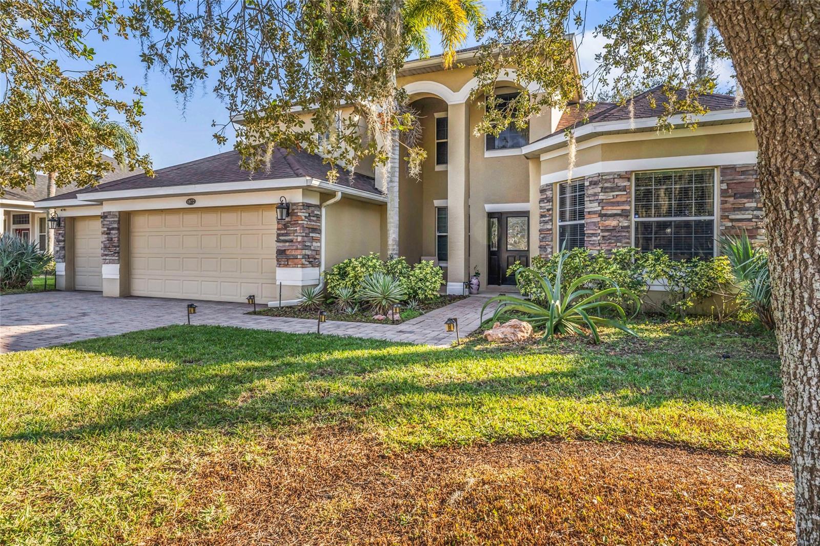 1872 Eloise Cove Drive  Winter Haven FL 33884 photo