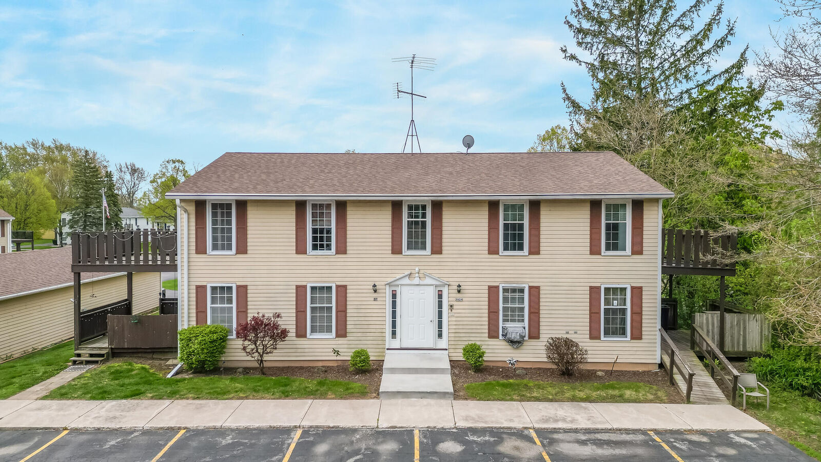 Property Photo:  3924 Country Pl C  WI 53081 