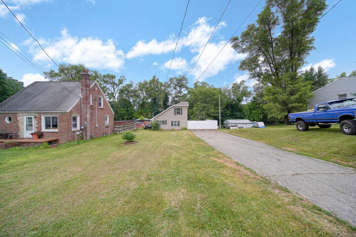 Property Photo: 144 Maple Road MI 49254