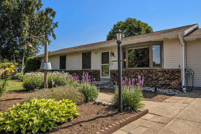 Property Photo: 8841 S 12th Street MI 49024