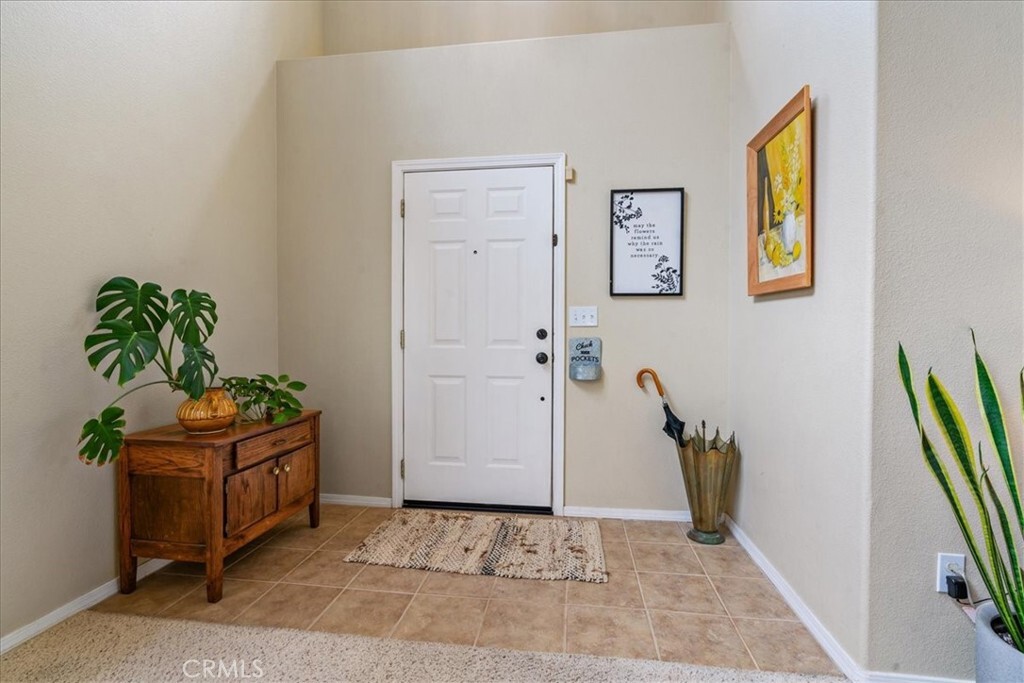 Property Photo:  725 Brandy Court  CA 93454 