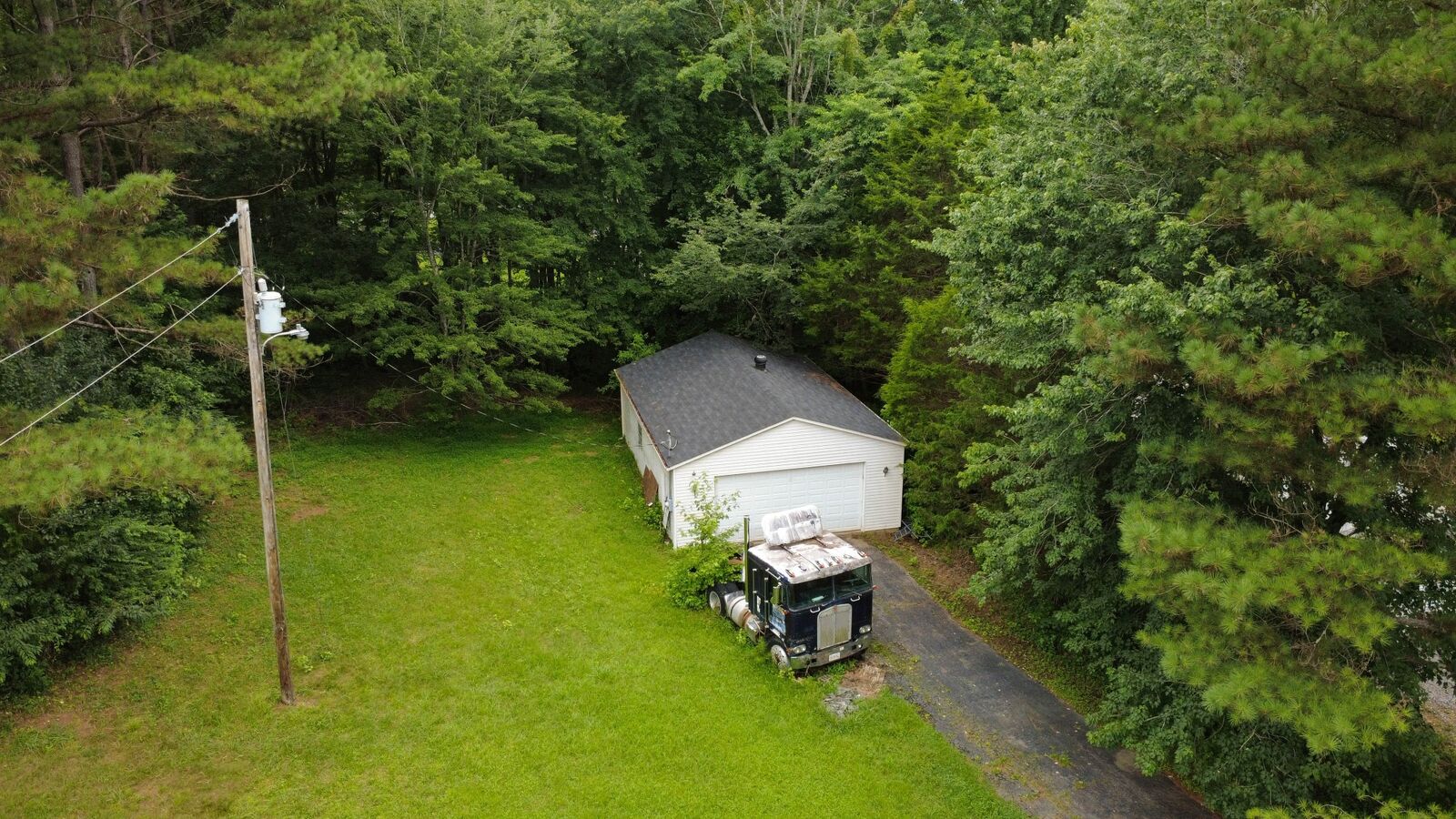 Property Photo:  96 Meadowood Dr  TN 38256 