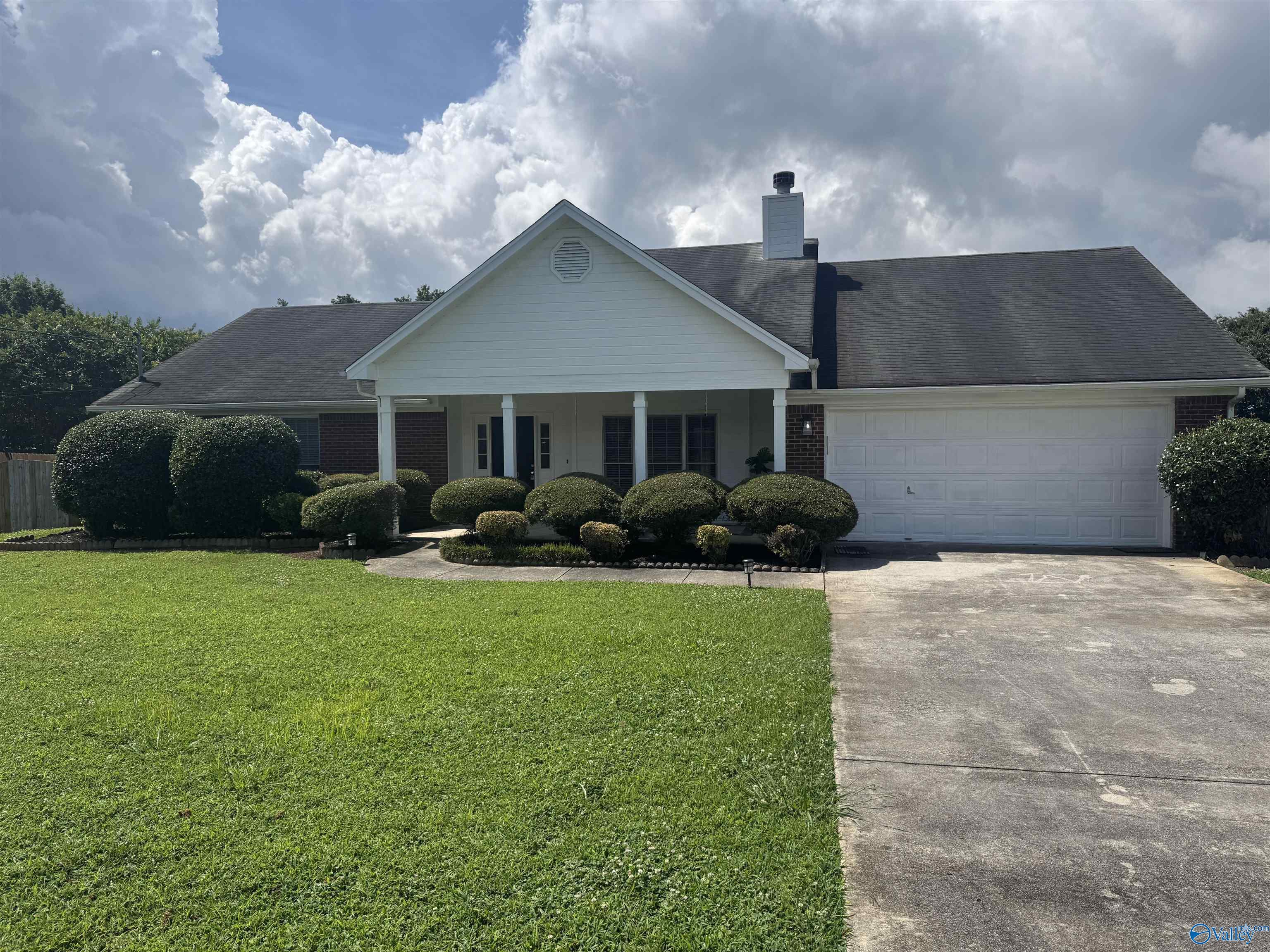 Property Photo:  110 Word Lane  AL 35749 