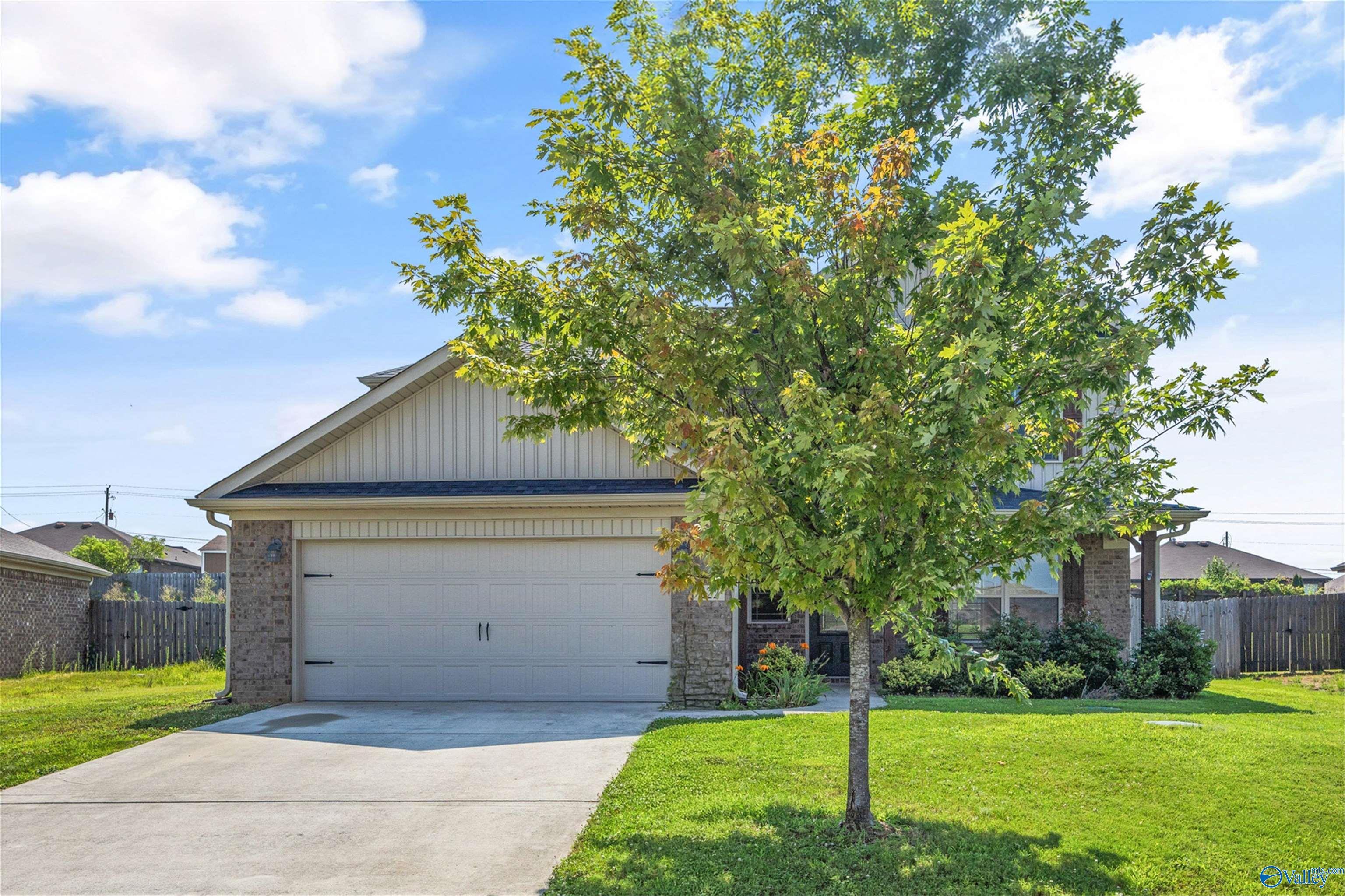 Property Photo:  222 Maggie Mance Lane  AL 35749 