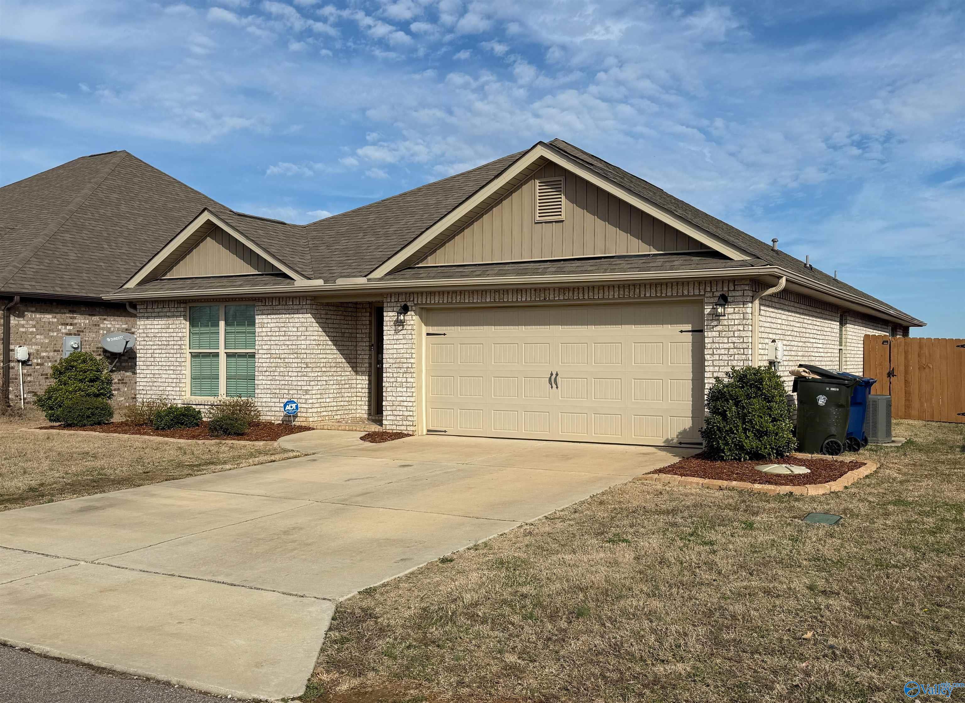 Property Photo: 347 McCollum Road AL 35759