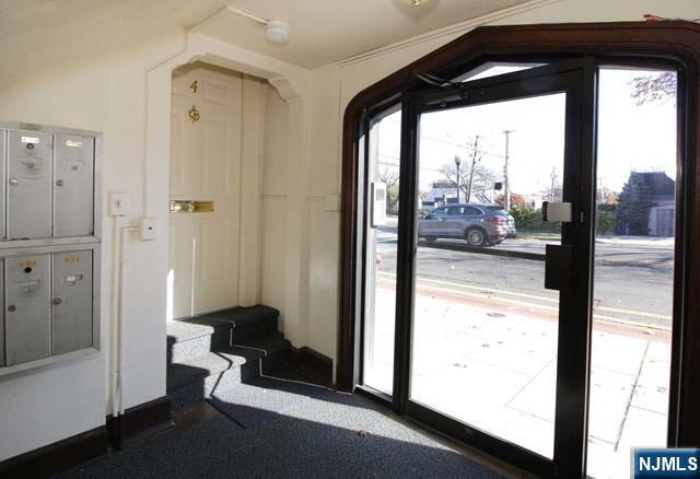 Property Photo:  54-56 Oak Street 3  NJ 07450 