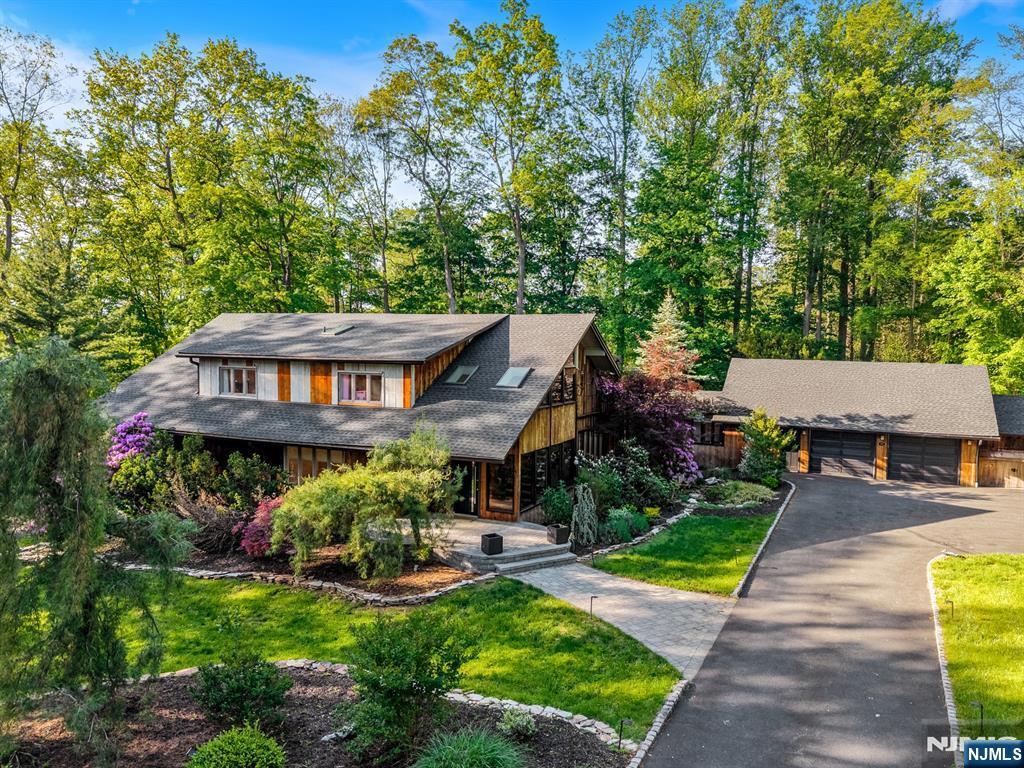 Property Photo: 18 Lomas Lane NJ 07645