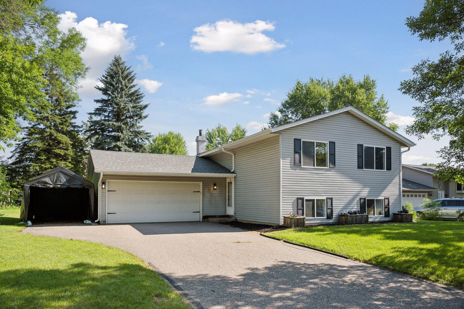 Property Photo: 401 Sigrid Drive MN 55313