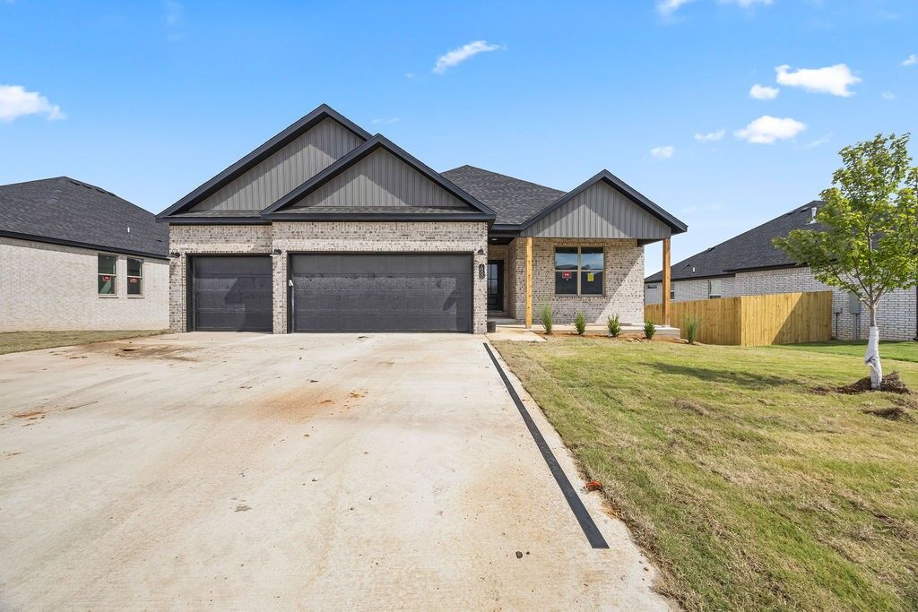 Property Photo: 7800 Scenic Valley Avenue AR 72762
