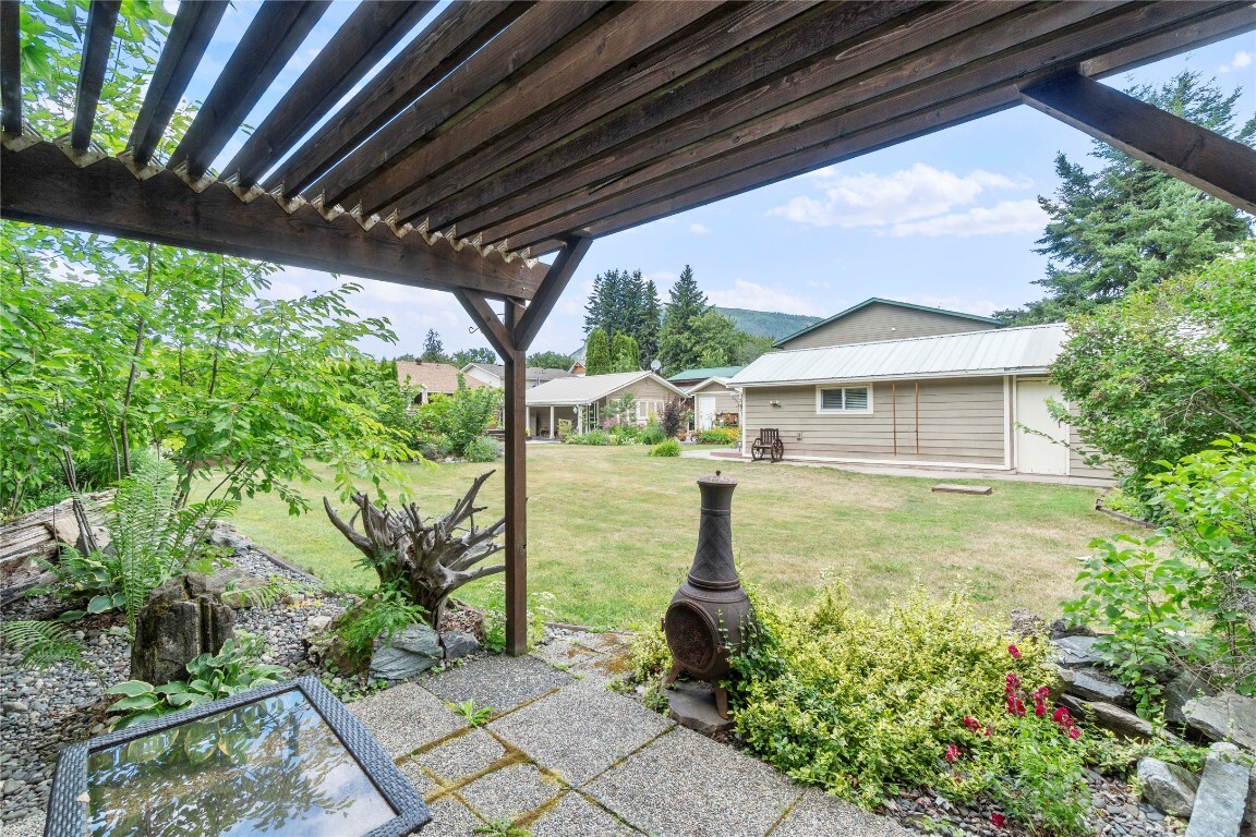 Photo de la propriété: 7250 52 Street NE BC V0E 1K0