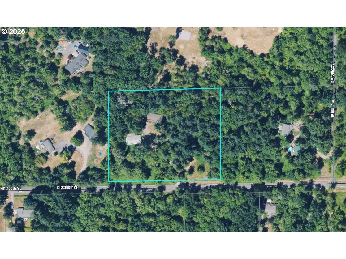 Property Photo:  9506 NE 299th St  WA 98604 