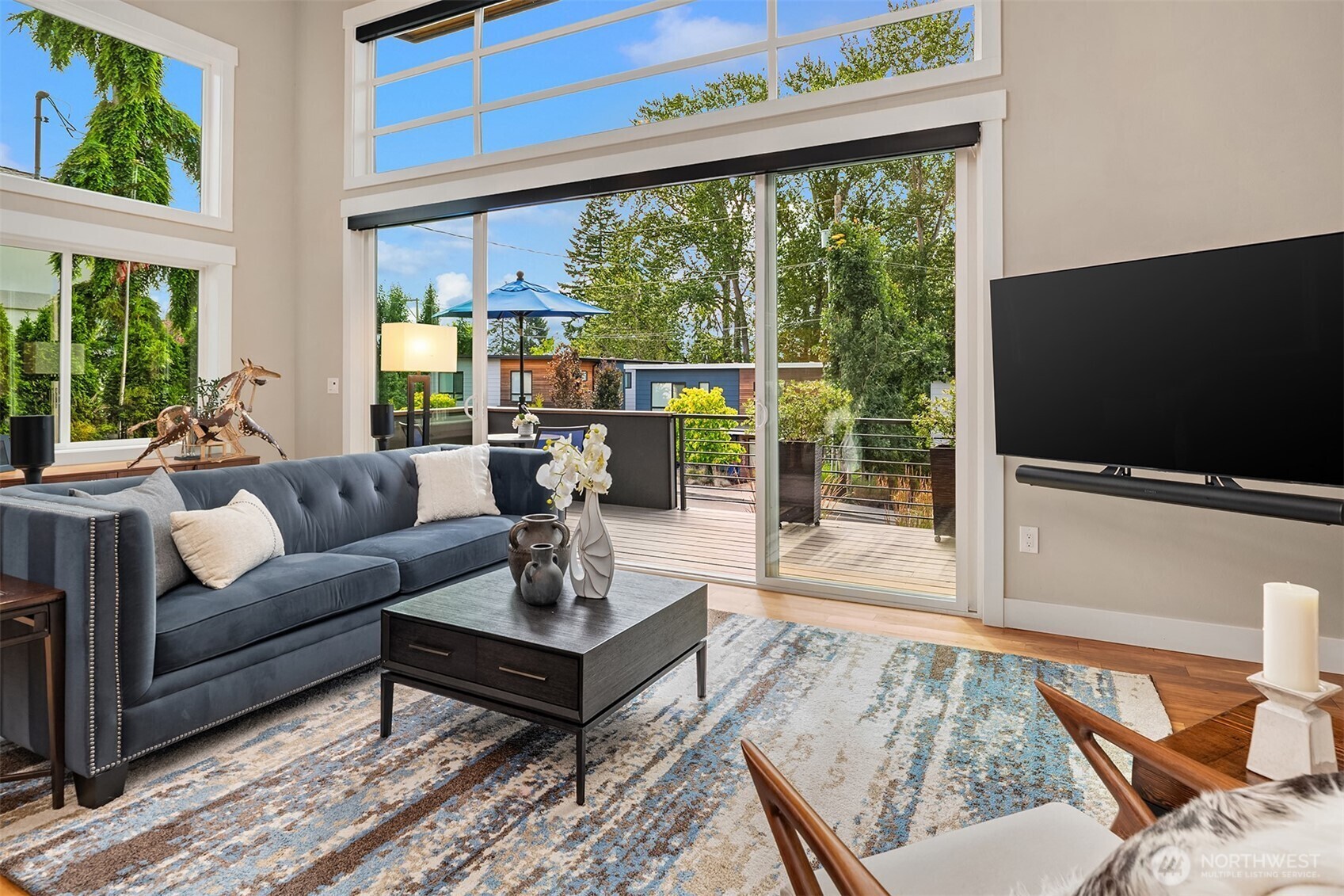 Property Photo:  1808  2nd Street  WA 98033 