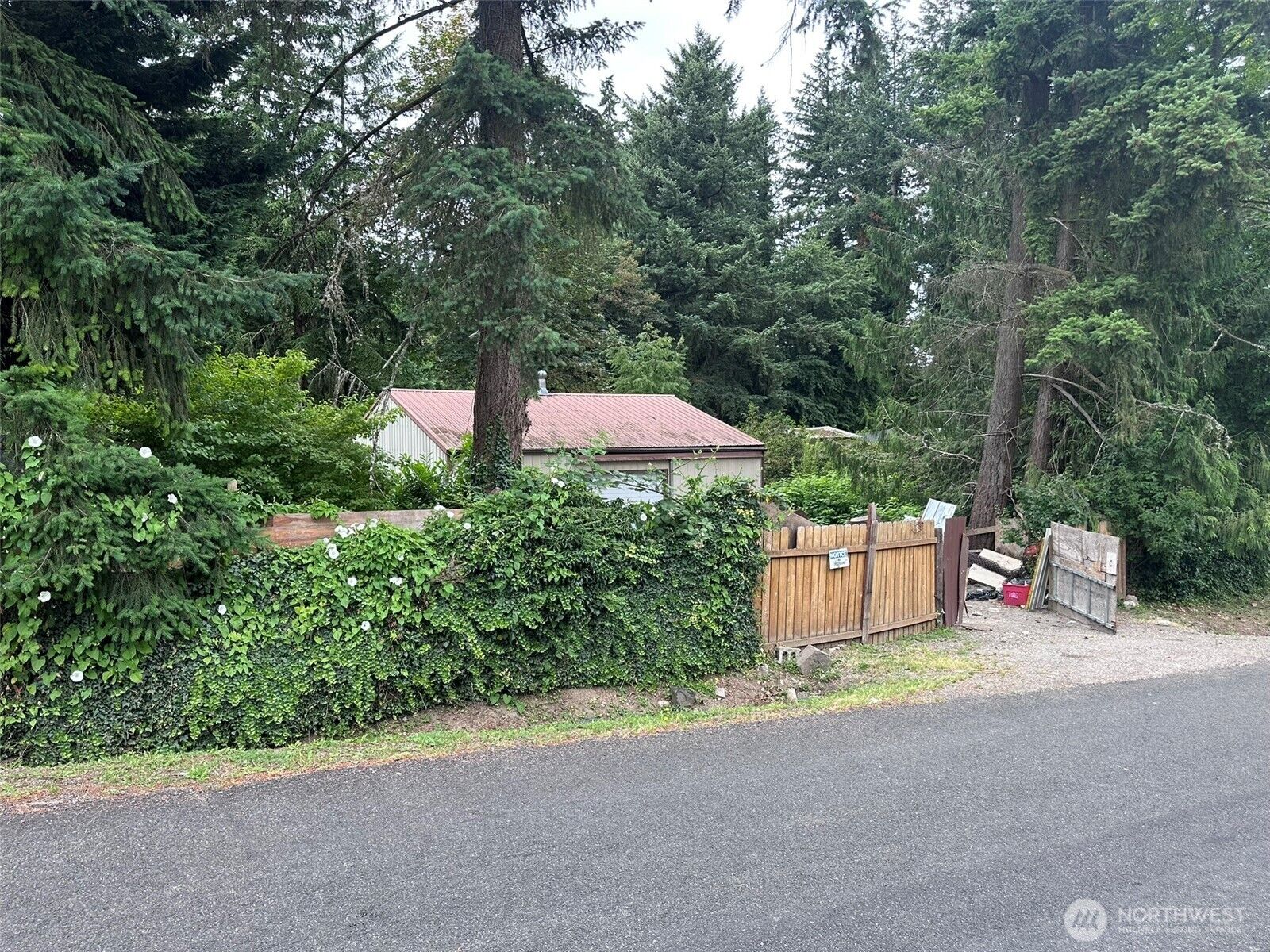 Property Photo:  15714  82nd Avenue E  WA 98375 