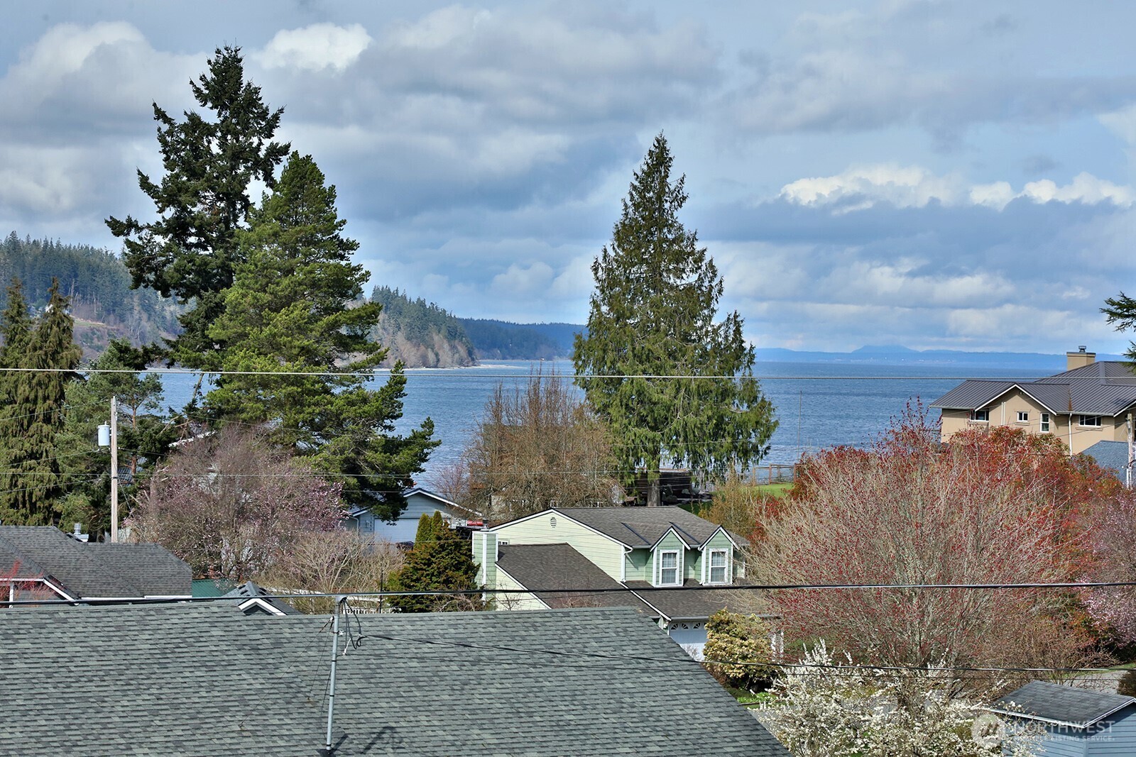 Property Photo:  1672  Dorsey Drive  WA 98249 