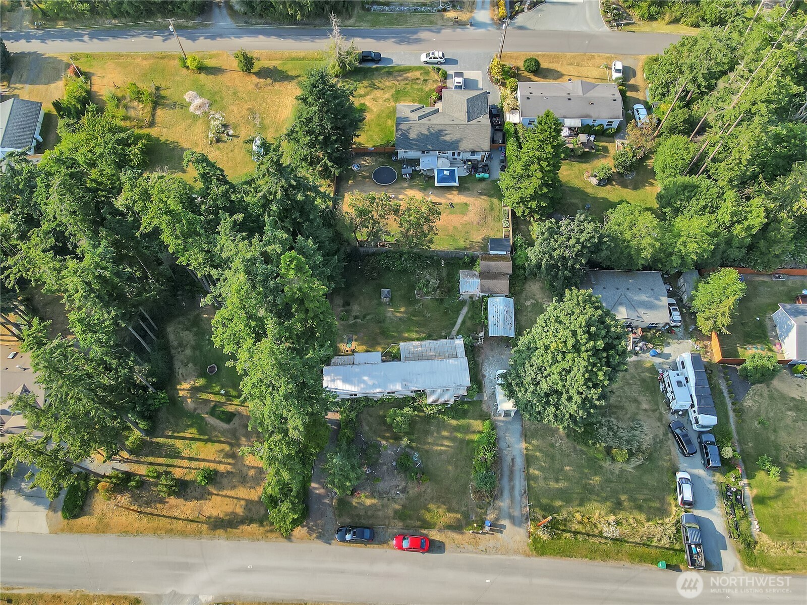 Property Photo: 864 Saratoga Way WA 98282