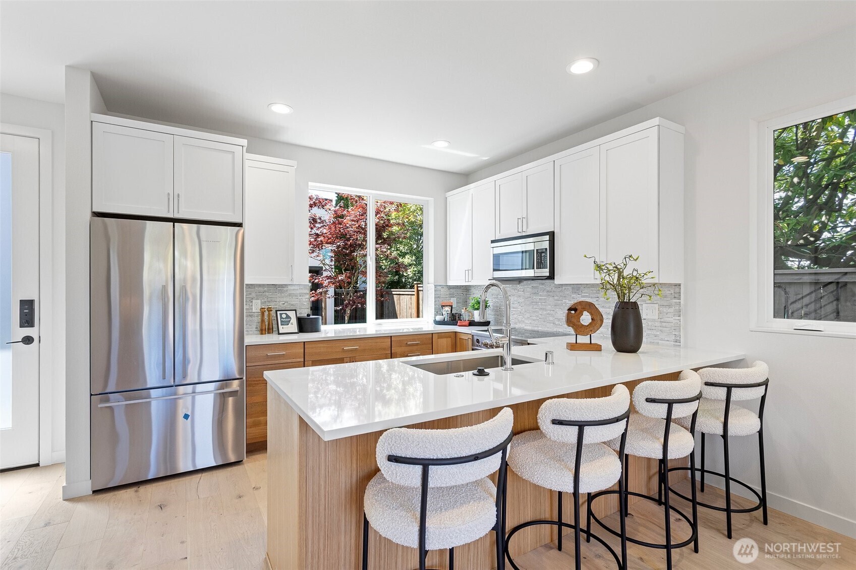 Property Photo: 3810 31st Avenue W WA 98199