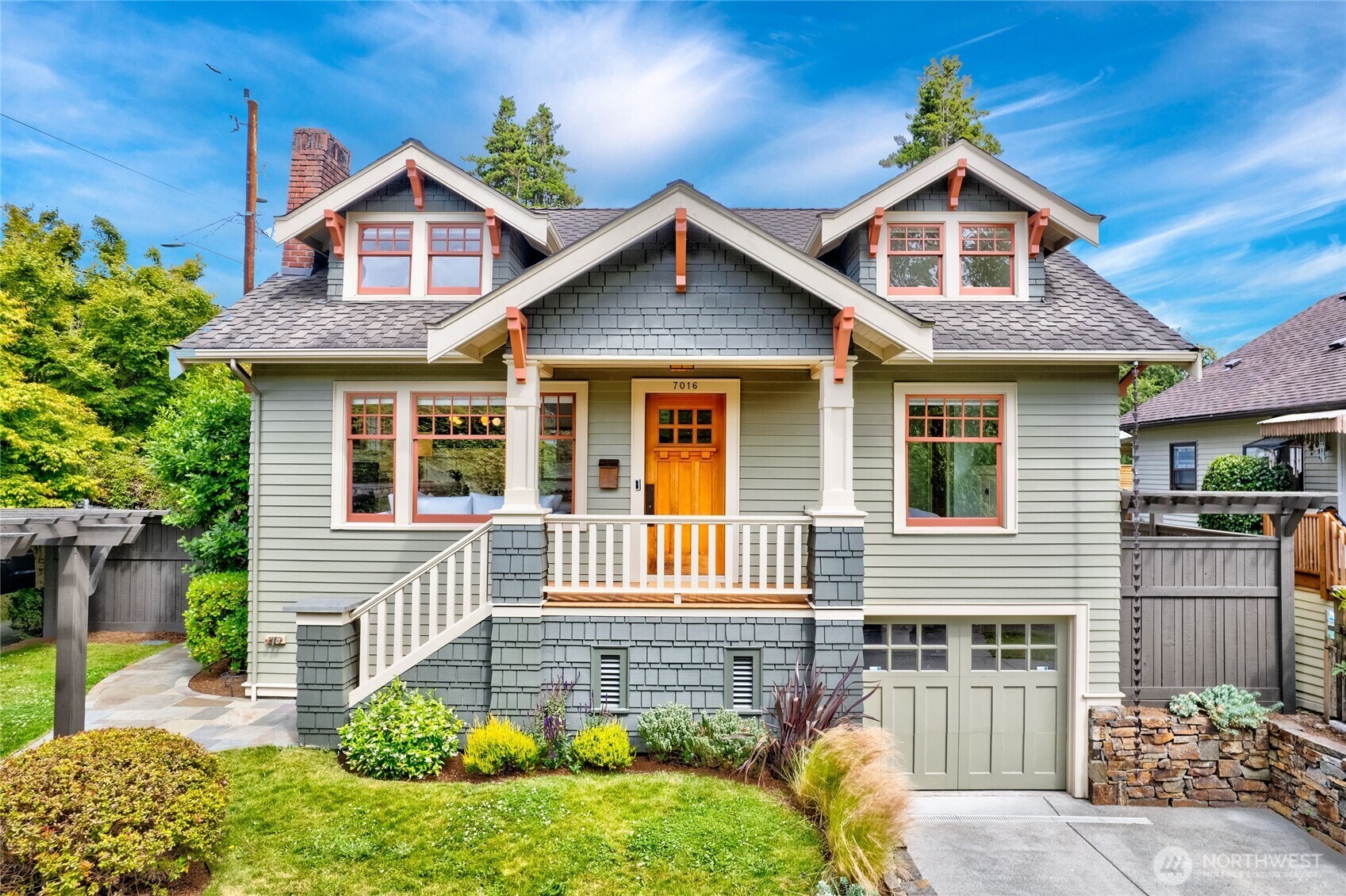 7016  Fremont Avenue N  Seattle WA 98103 photo
