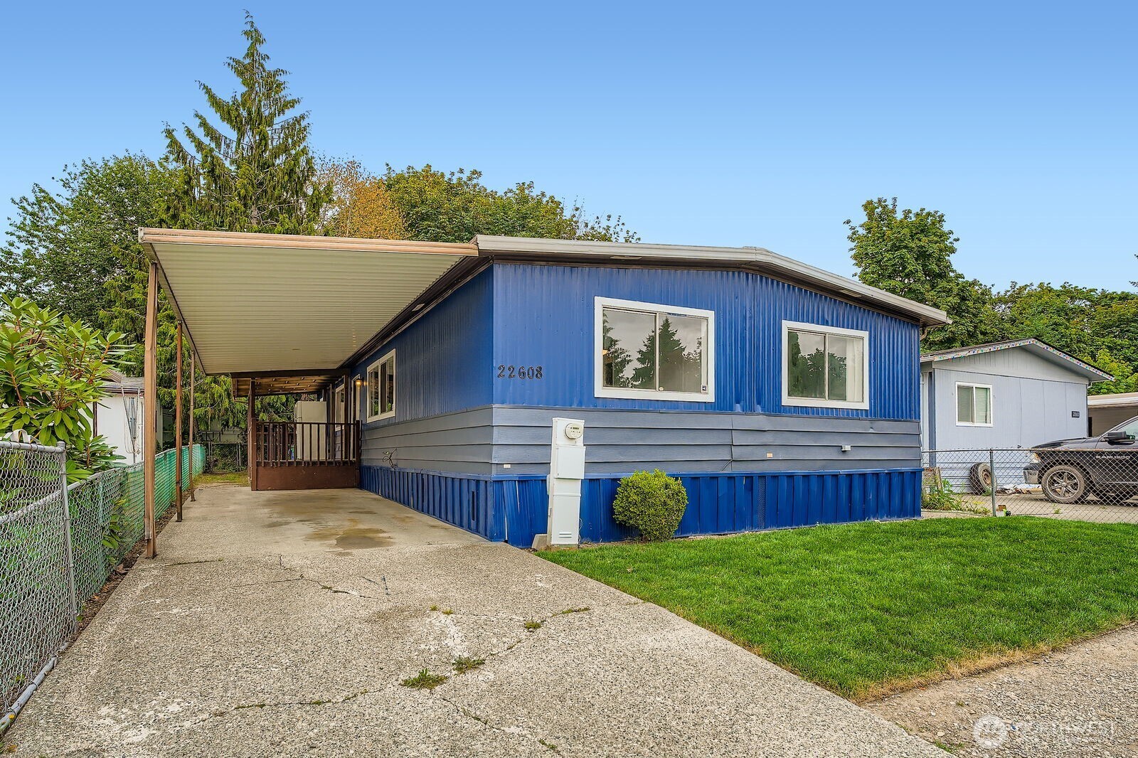 Property Photo:  22608  112th Avenue SE  WA 98031 