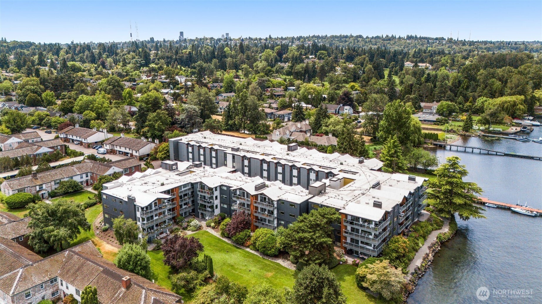 Property Photo: 2501 Canterbury Lane 119 WA 98112