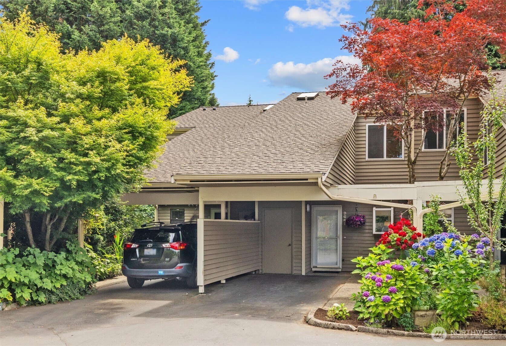 Property Photo: 9641 NE 121st Lane WA 98034