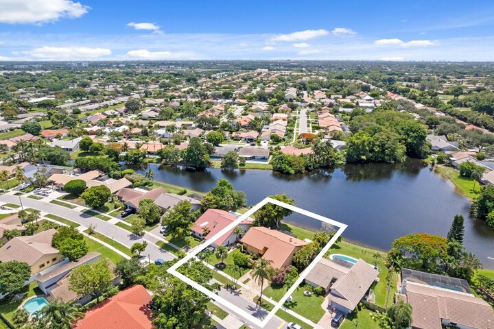 Property Photo: 21160 Escondido Way N FL 33433