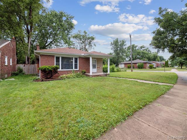 Property Photo:  23161 Gardner Street  MI 48237 