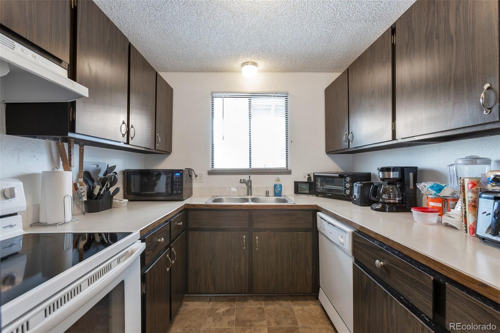 Property Photo: 3609 Butternut Dr Drive CO 80538