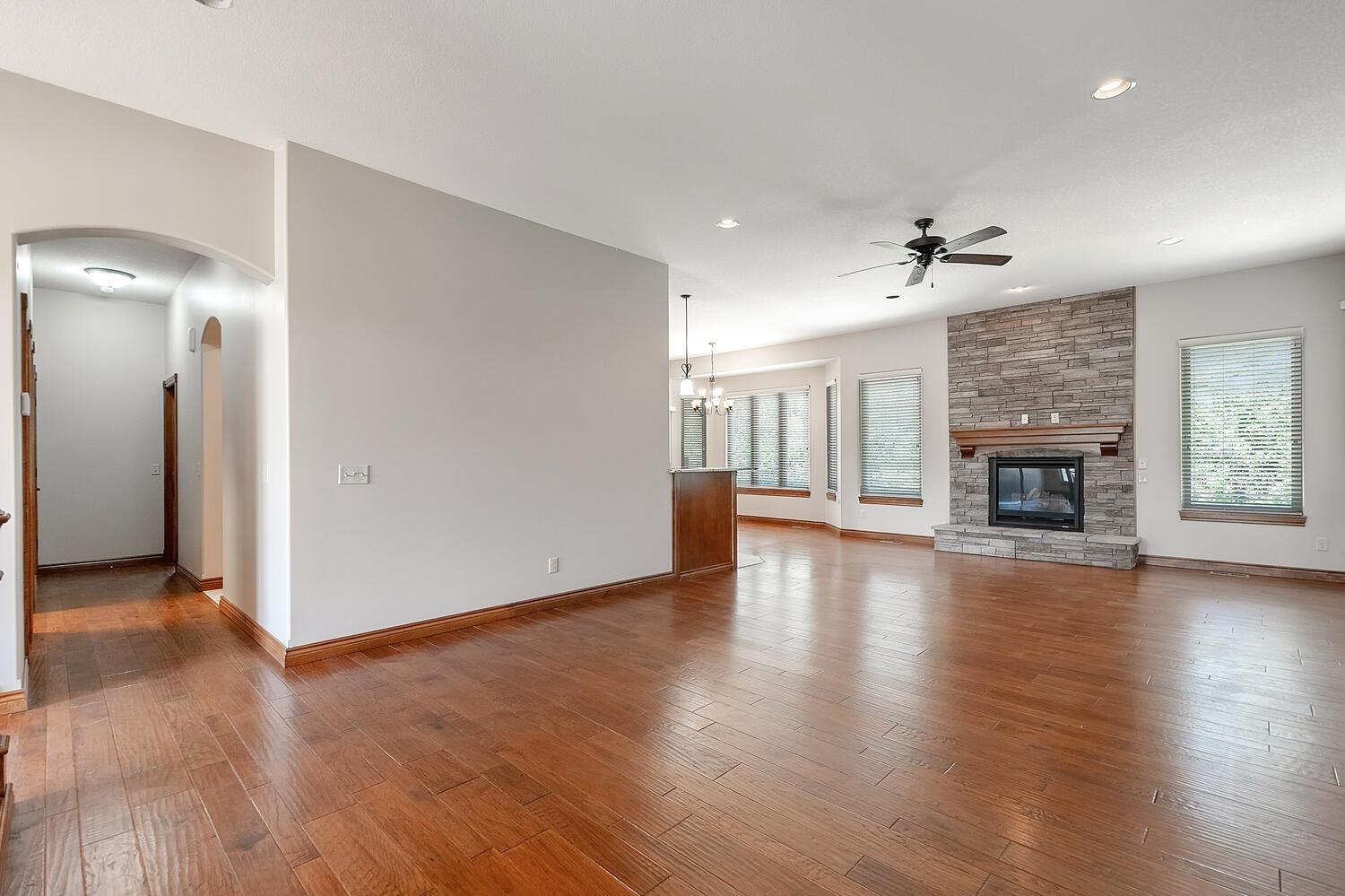 Property Photo: 12548 E Killarney St KS 67206