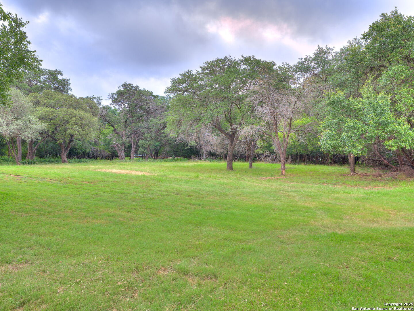 Property Photo:  16602 Springhill  TX 78232 
