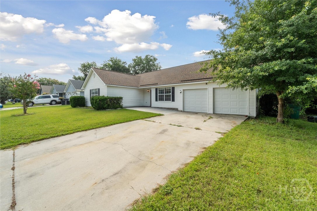 Property Photo: 38 Cutler Drive GA 31419