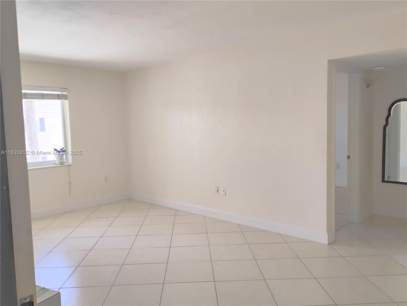 Property Photo: 8605 SW 68th Ct 22 FL 33156