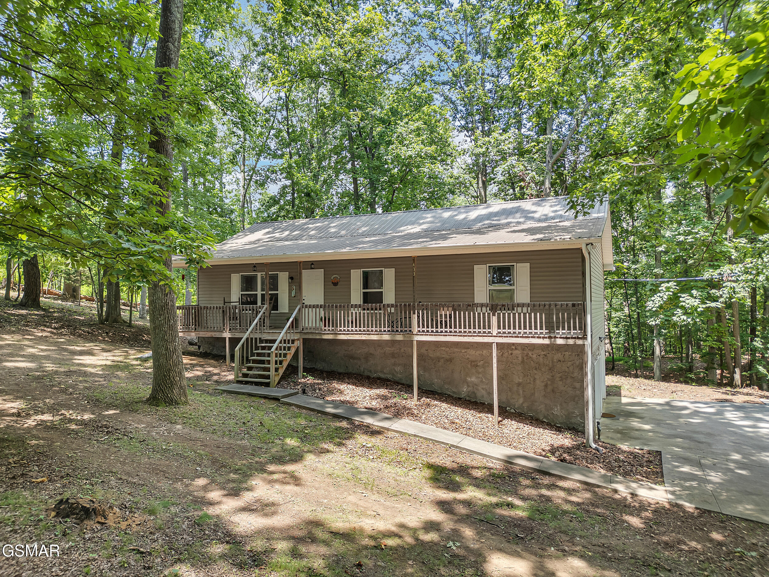 Property Photo: 433 Oak Grove Road TN 37857