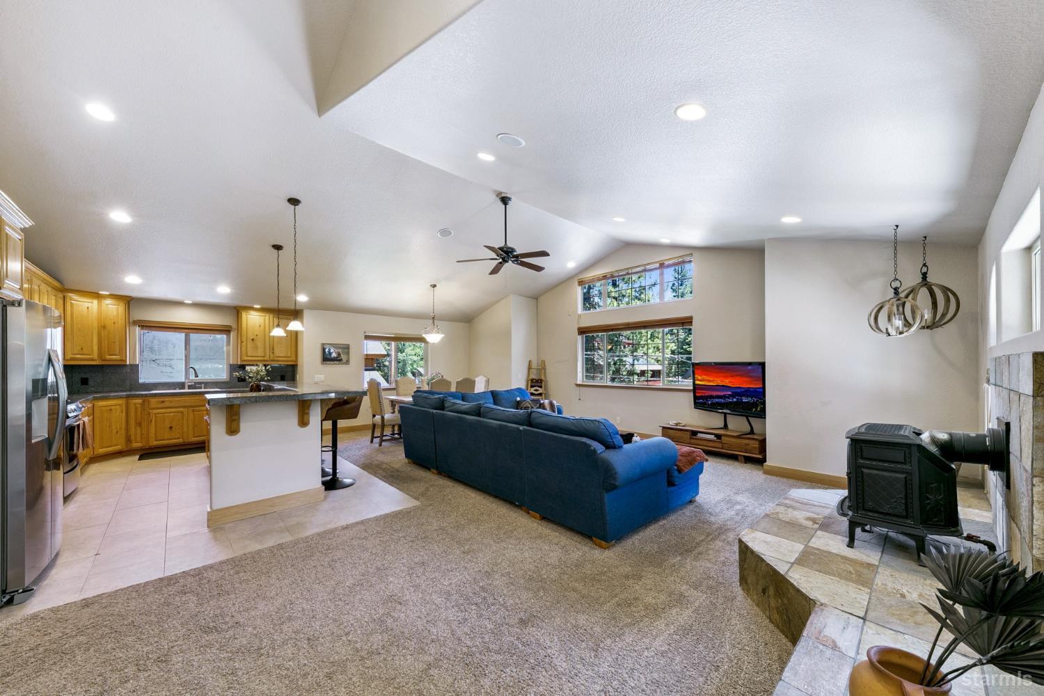 Property Photo:  972 Kekin Street  CA 96150 