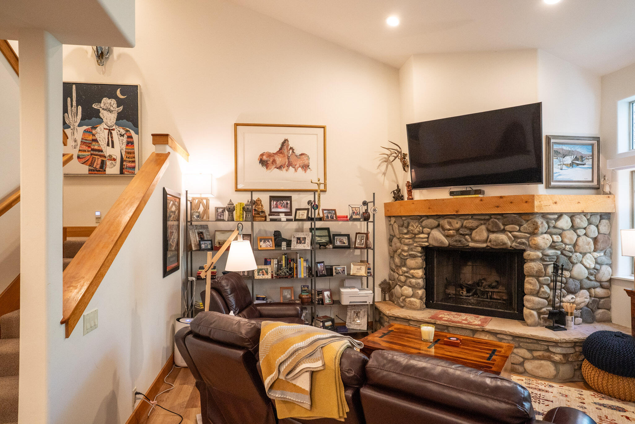 Property Photo:  430 S 2nd Ave  ID 83340 