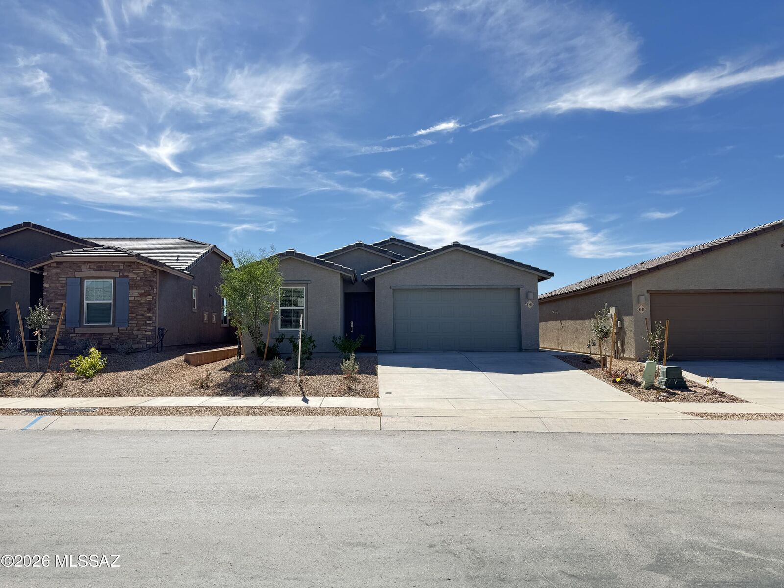 Property Photo: 8556 S Placita Reata AZ 85641