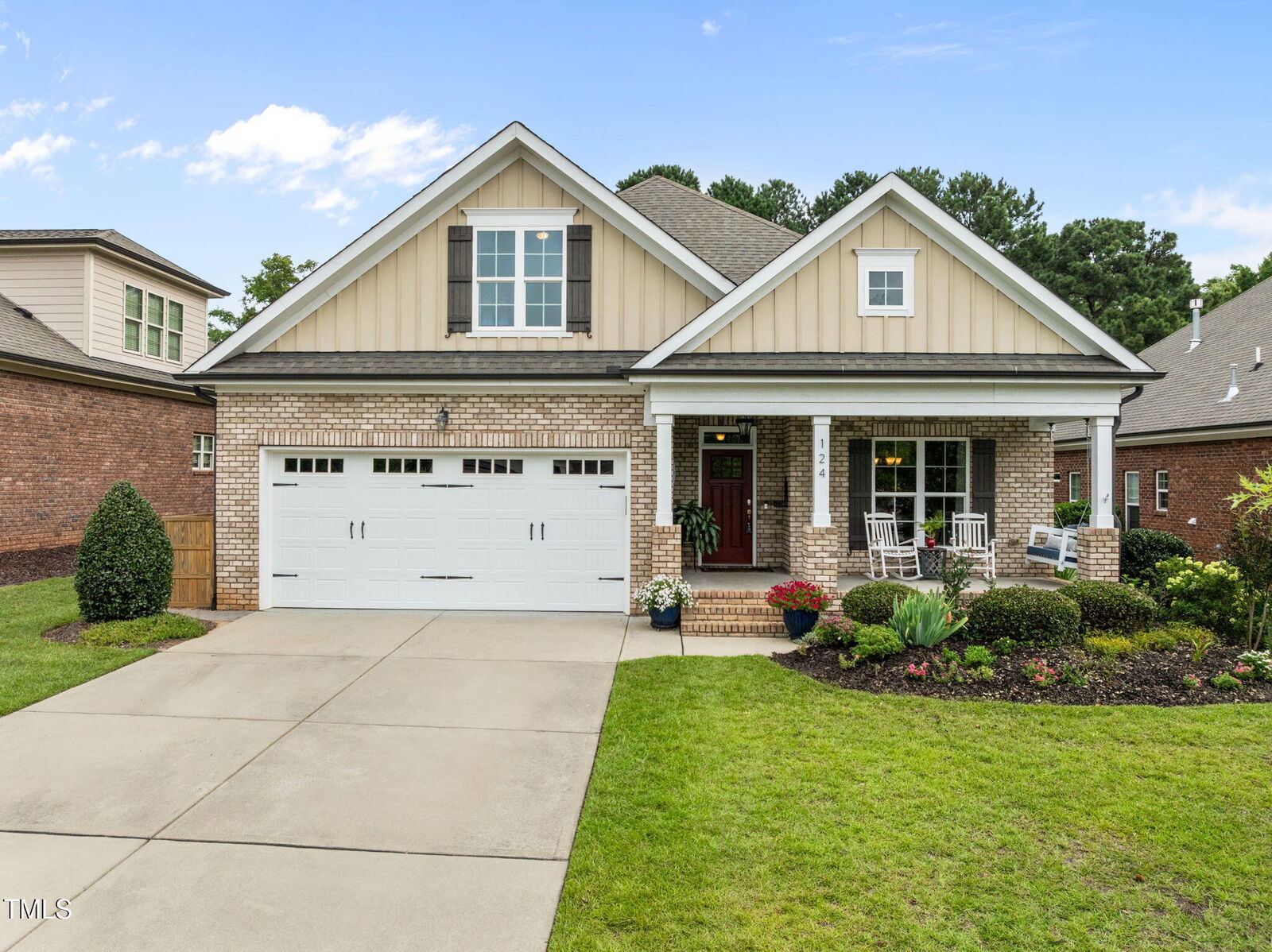 Property Photo:  124 Moss Creek Place  NC 27526 