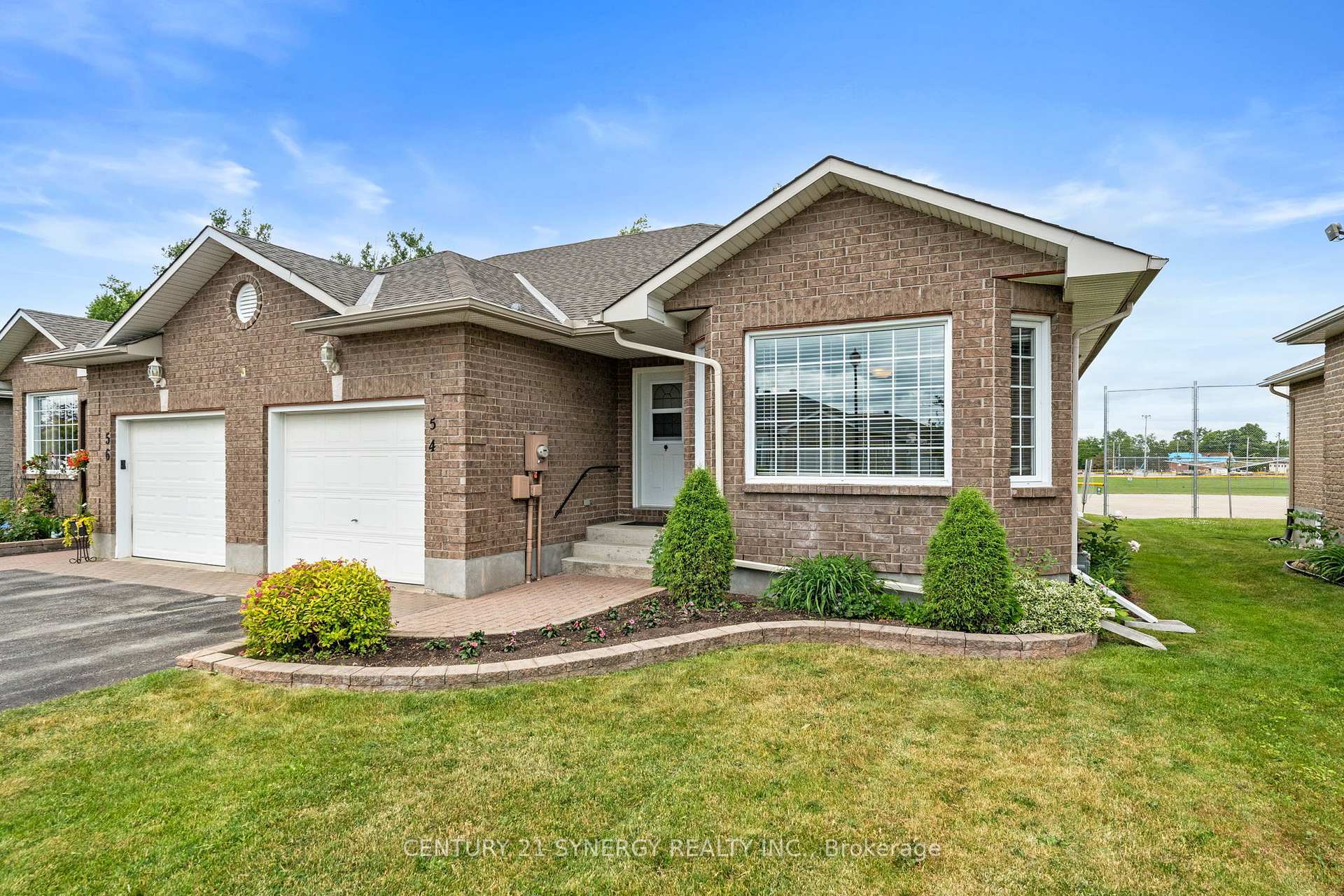 Photo de la propriété: 54 Dr Gordon Crescent ON K0G 1J0