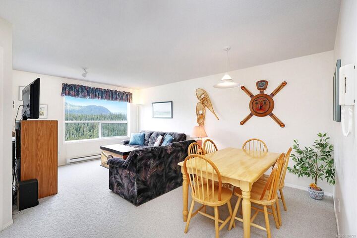Property Photo: 1105 Henry Rd #308 BC V9J 1L0
