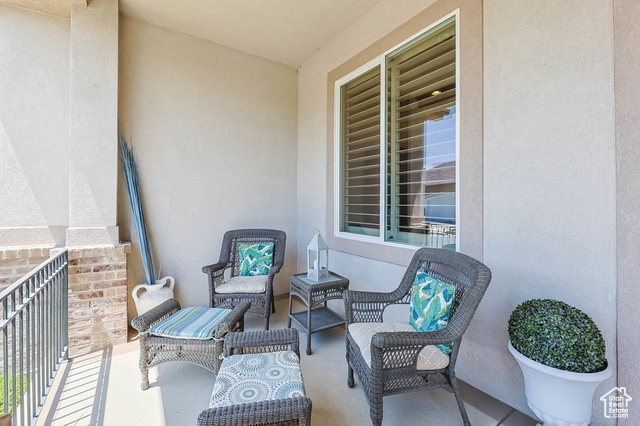 Property Photo: 1524 W Foliage Ln UT 84095
