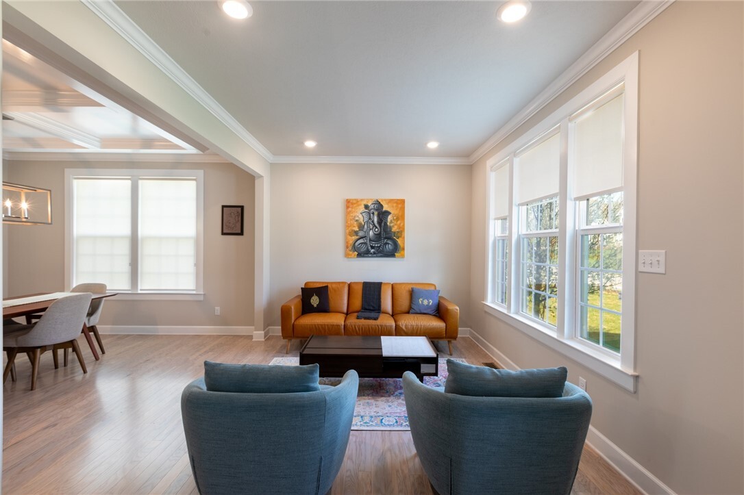 Property Photo: 1905 Kimberly Ct PA 15143