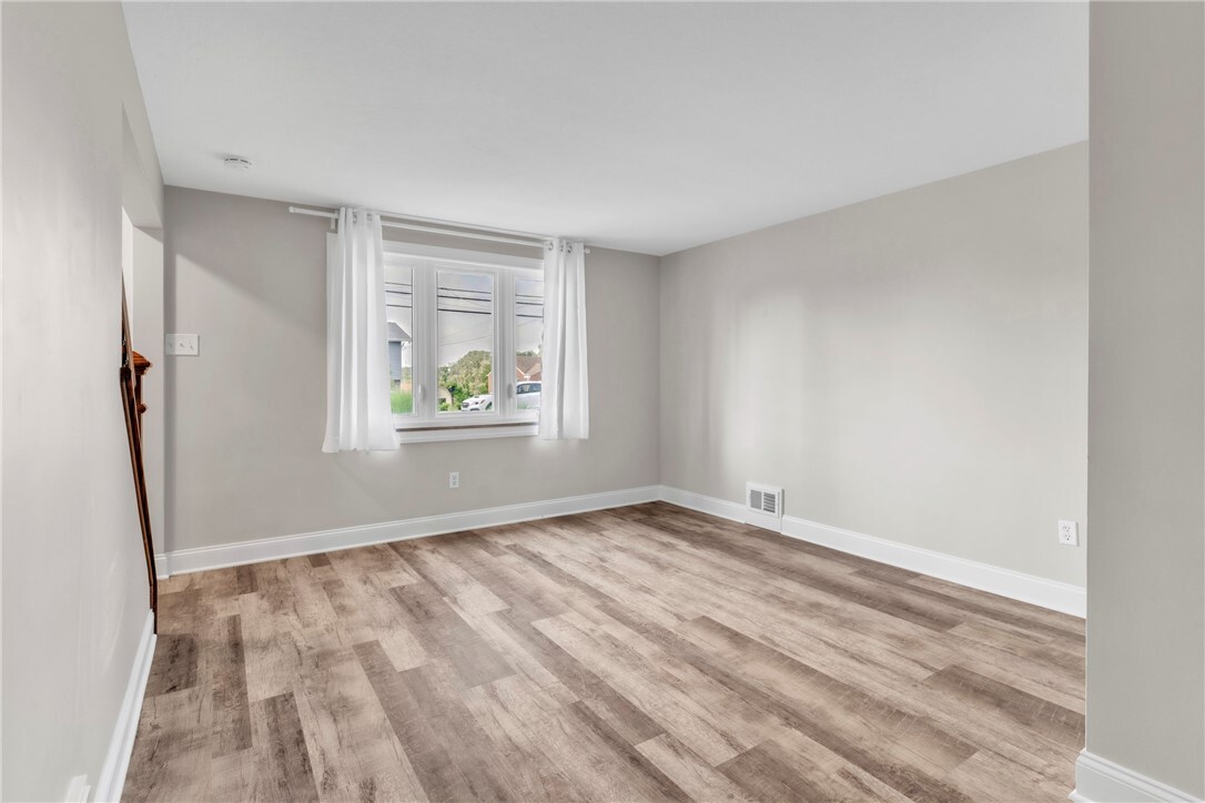Property Photo: 5550 Glass Rd PA 15205