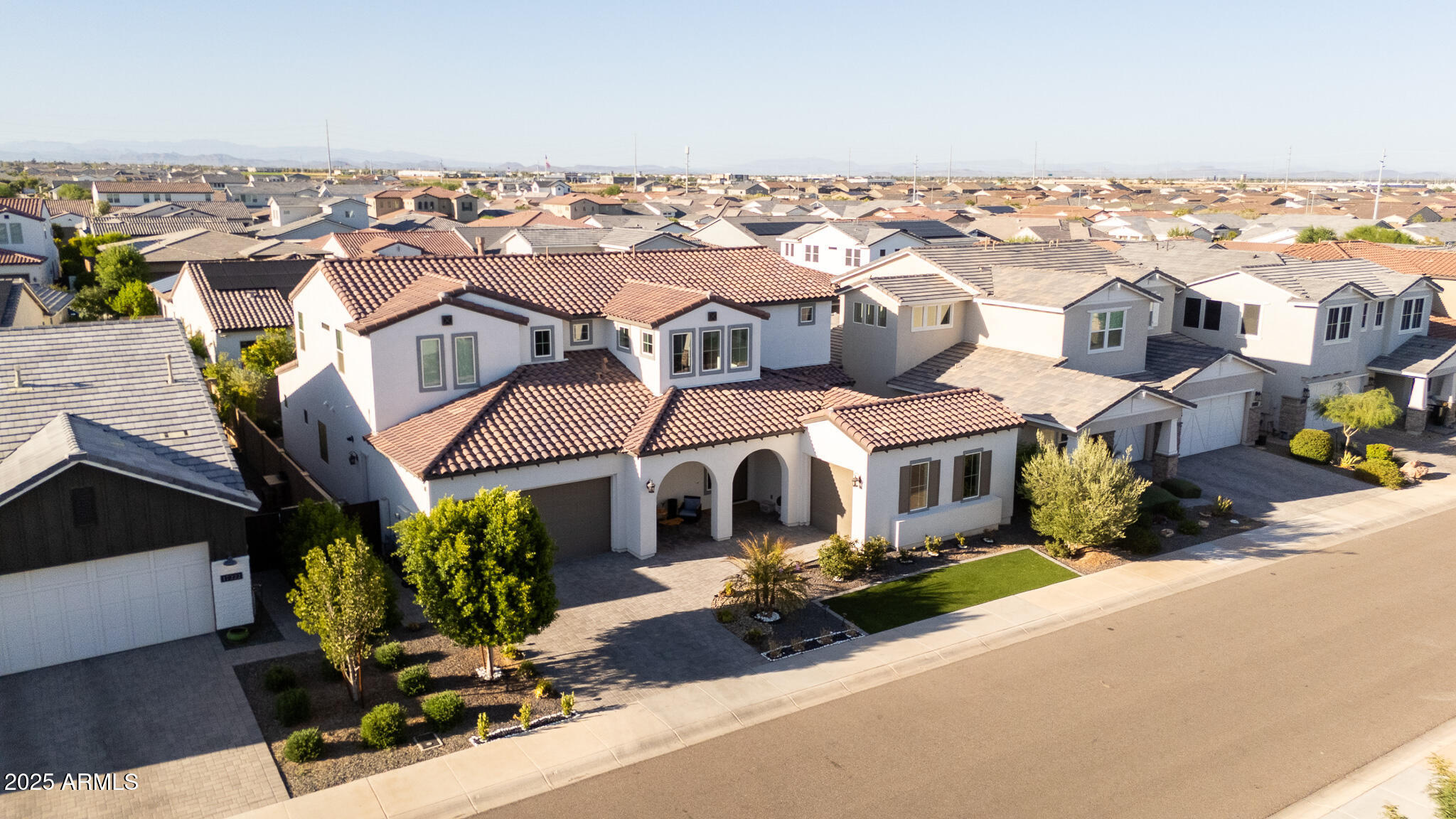 Property Photo: 17210 W Gracemont Street AZ 85388