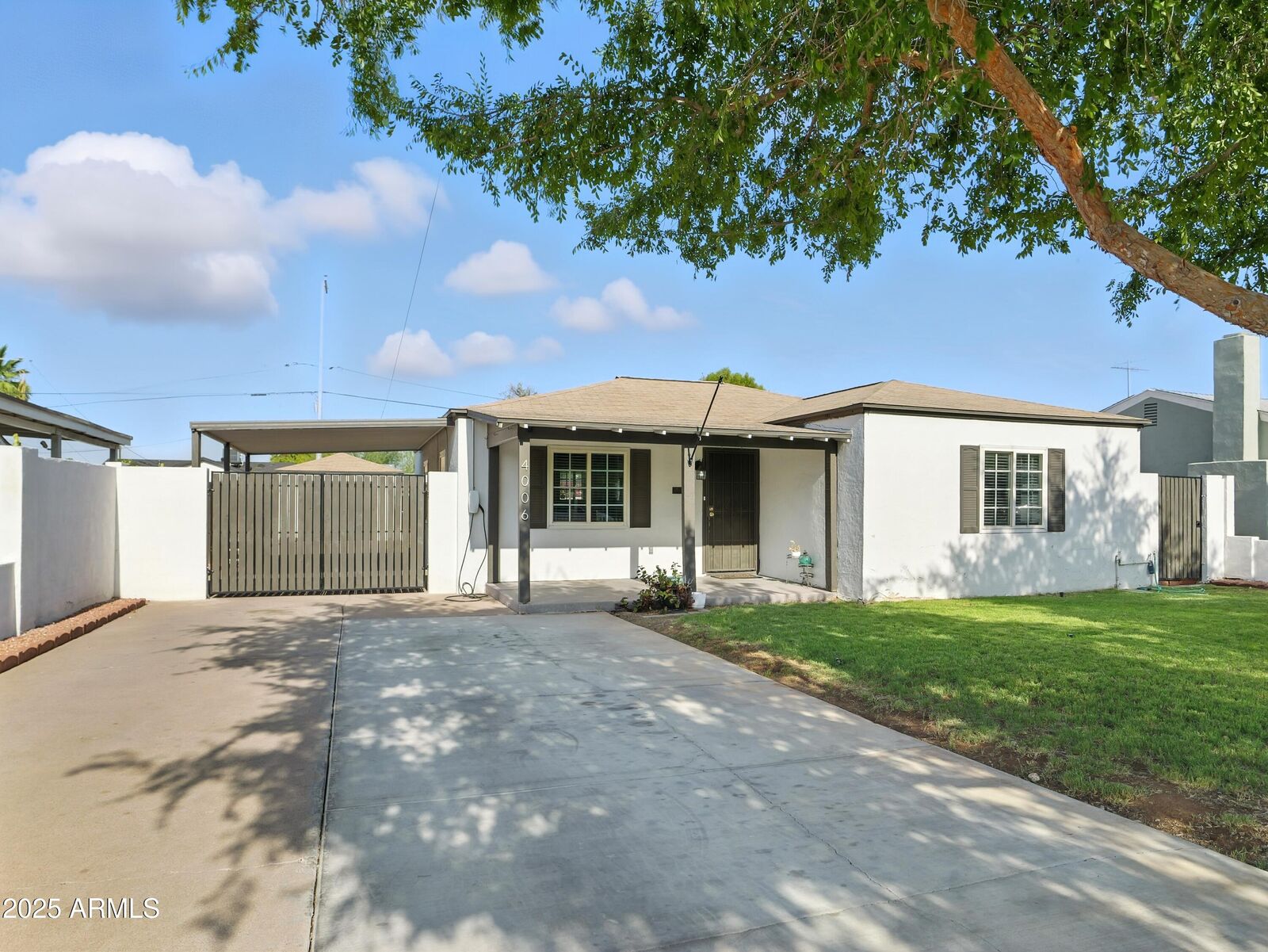 Property Photo:  4006 N 11th Avenue  AZ 85013 