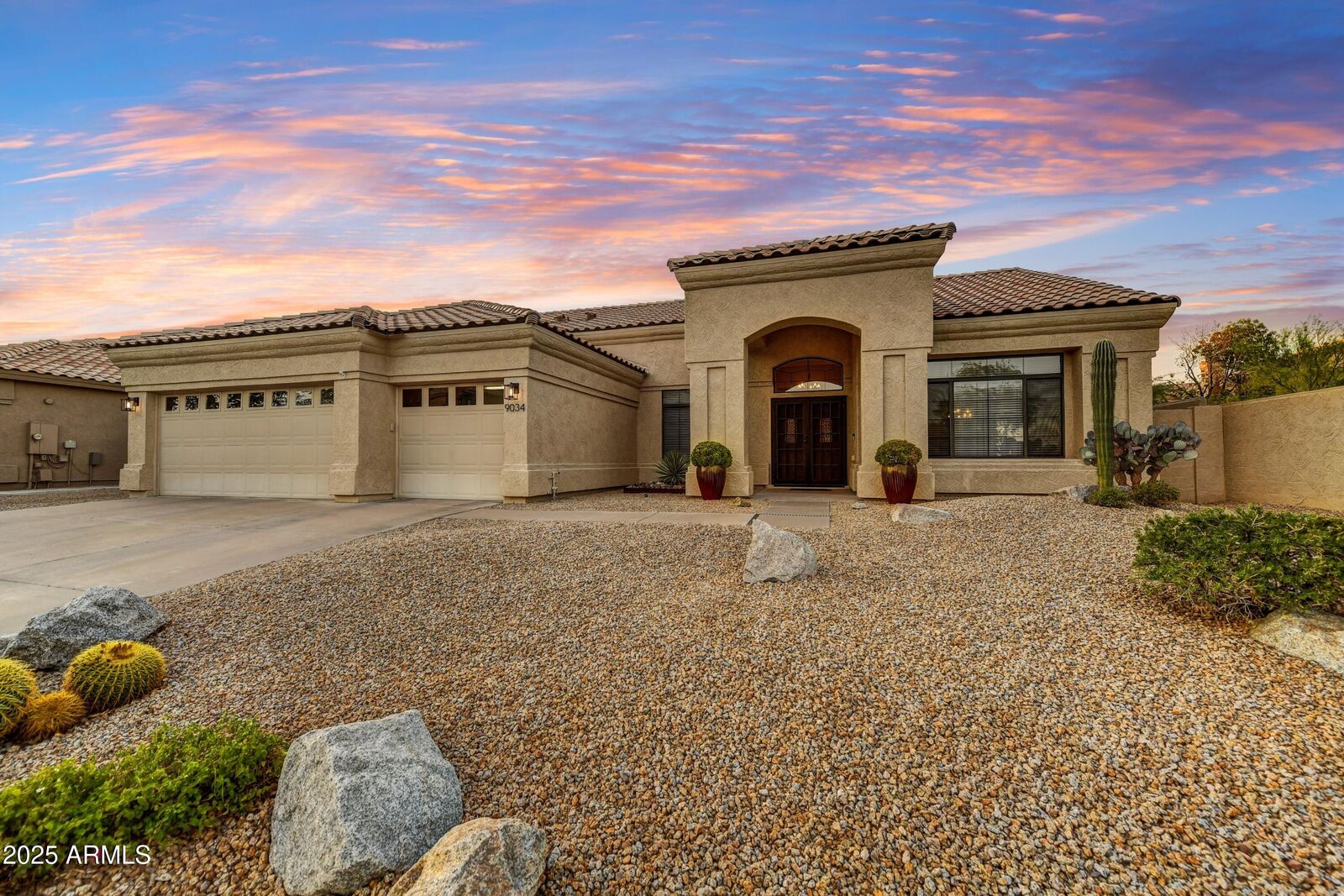 Property Photo: 9034 E Helm Drive AZ 85260