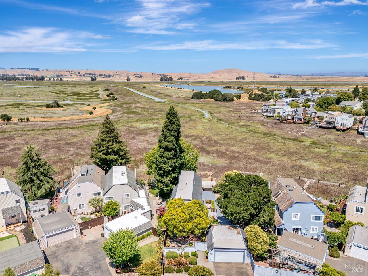 Property Photo: 2541 Topaz Drive CA 94945