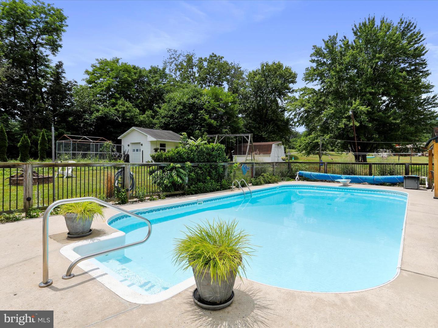 Property Photo: 13512 Nee Weaver Avenue MD 21502