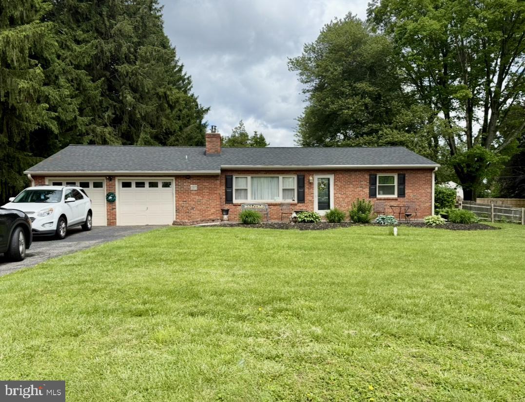 7 S Garden Circle  West Chester PA 19382 photo